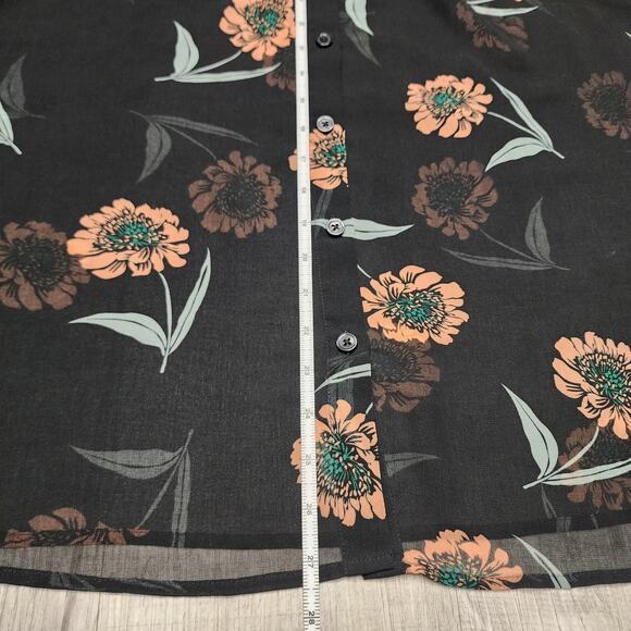 Cabi Women's Long-Sleeved Button-Down Blouse Size L Black Floral Semi-Sheer - Picture 7 of 8